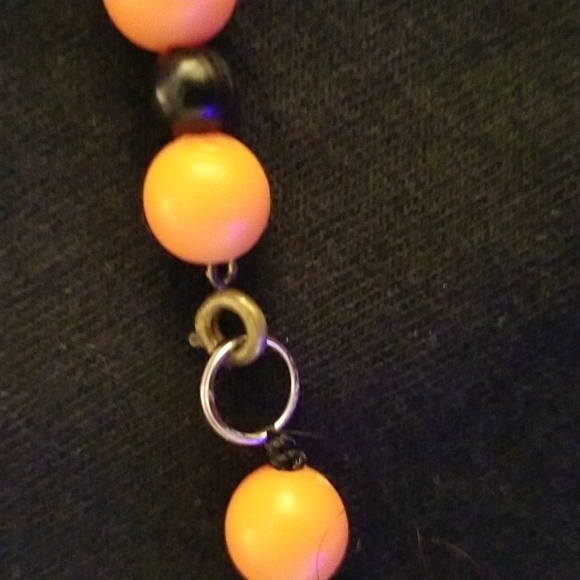 Necklace & Bracelet (Pumpkin) - Picture 5 of 7